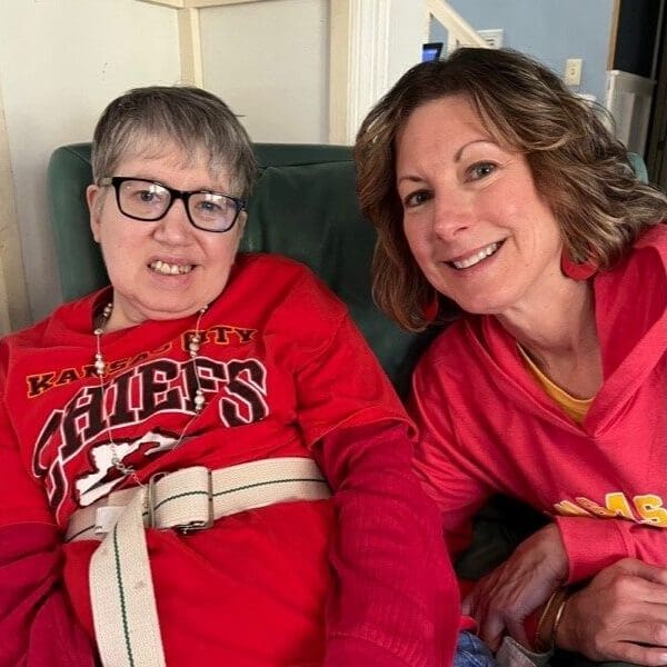 Carolyn and her sister, Jennifer